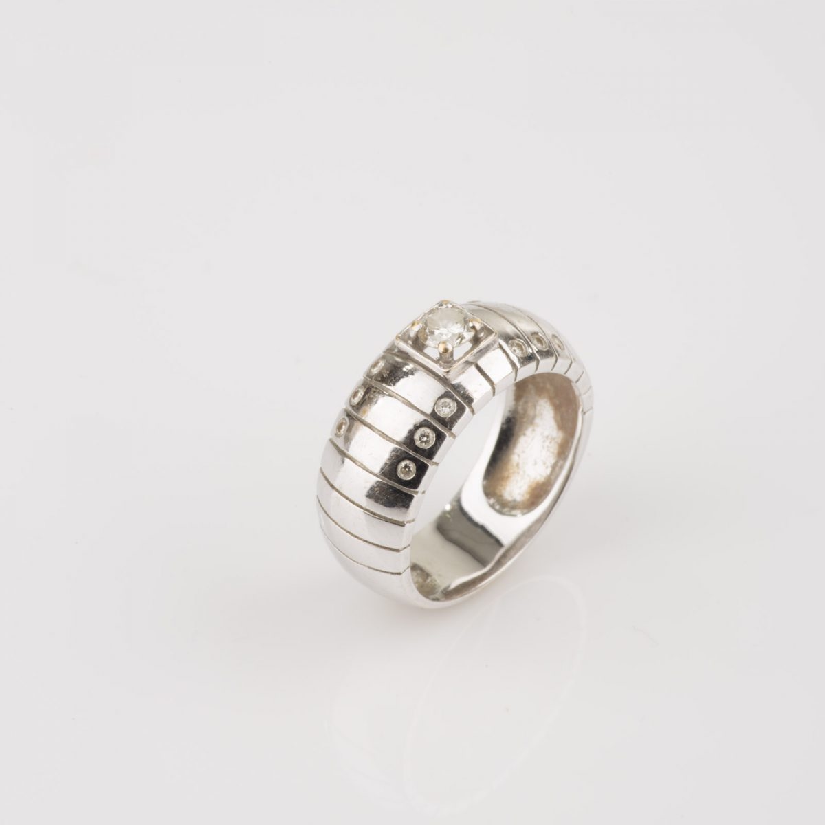 White Gold Diamonds Ring - Image 8