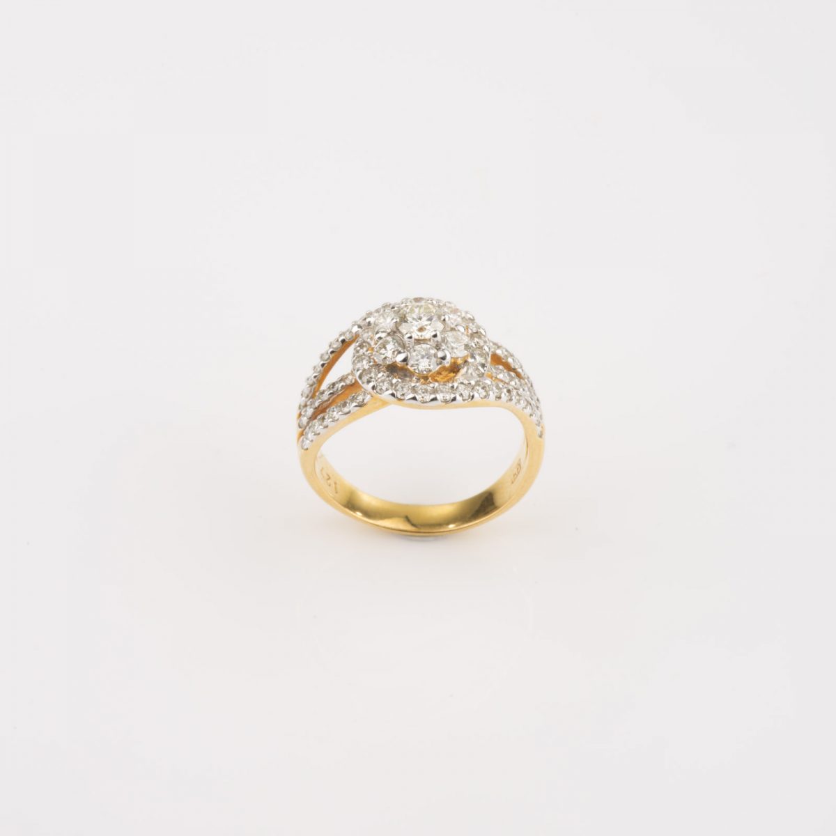 Diamond Cluster Gold Ring - Image 2