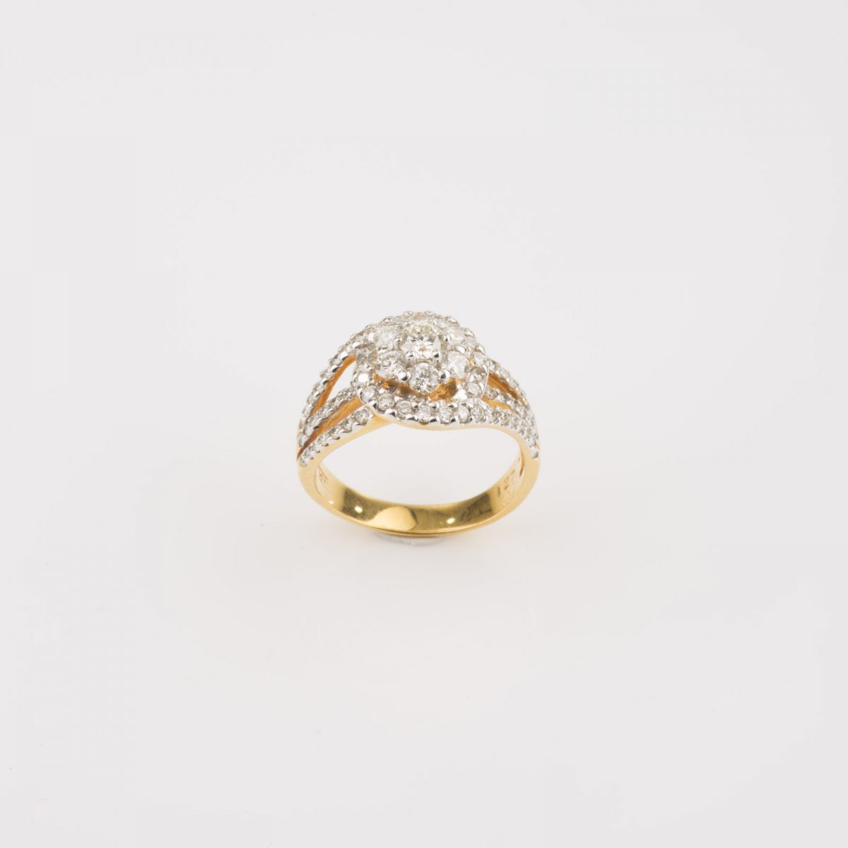 Diamond Cluster Gold Ring - Image 5