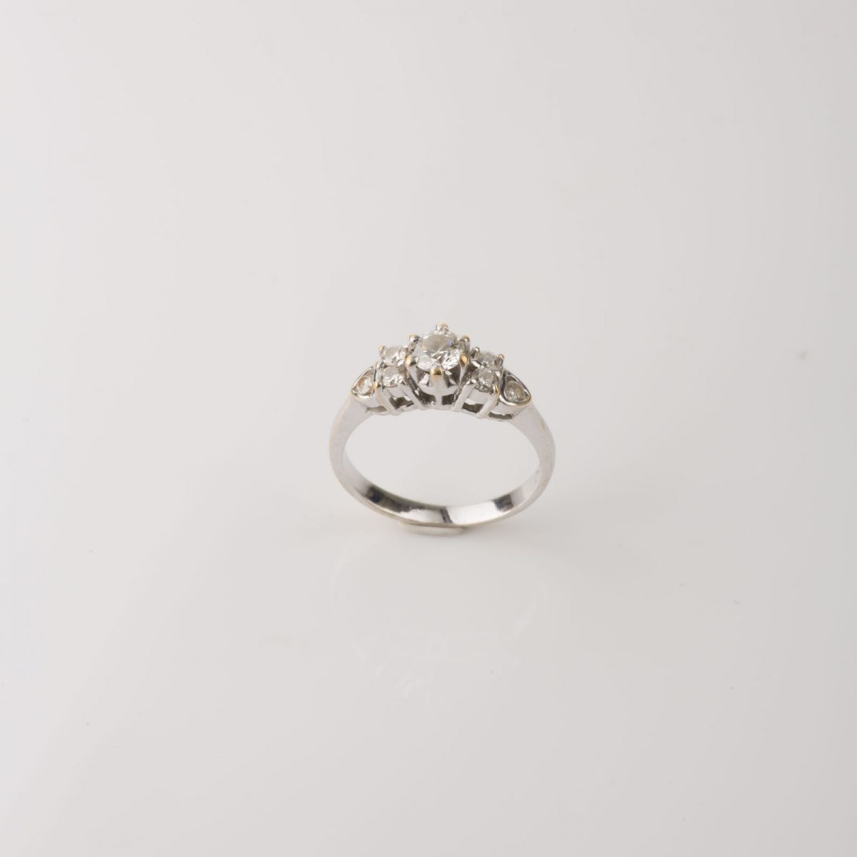 White Gold Diamonds Ring - Image 8