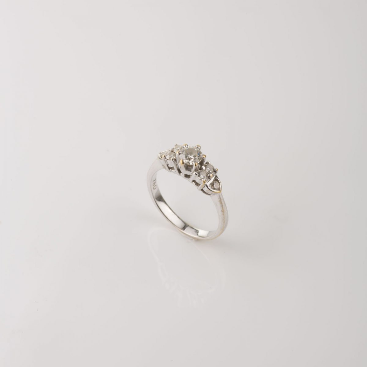 White Gold Diamonds Ring - Image 12