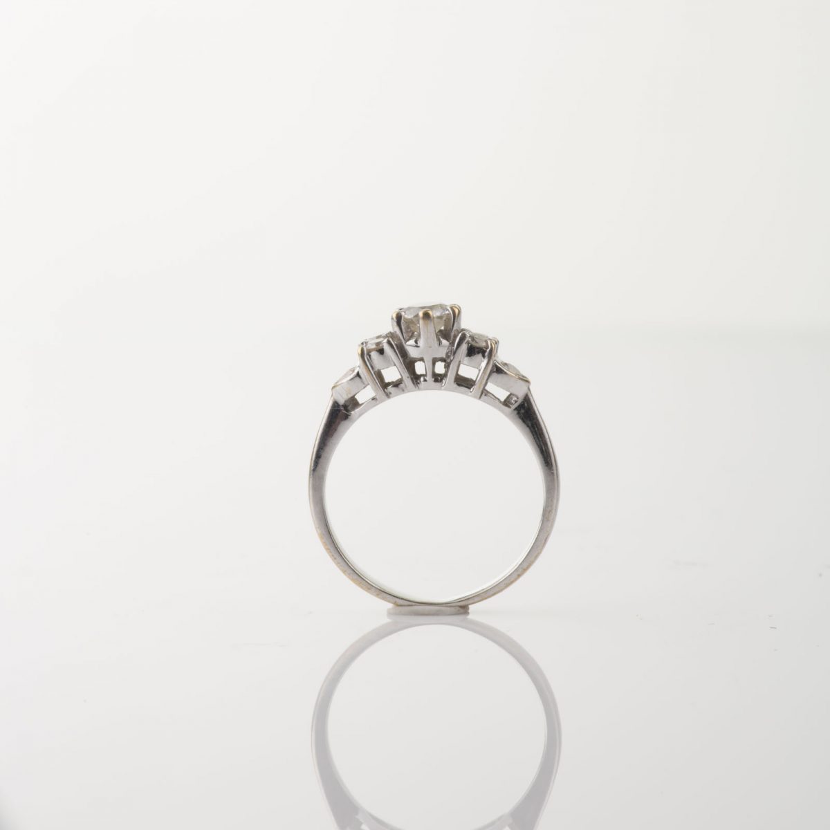 White Gold Diamonds Ring - Image 5