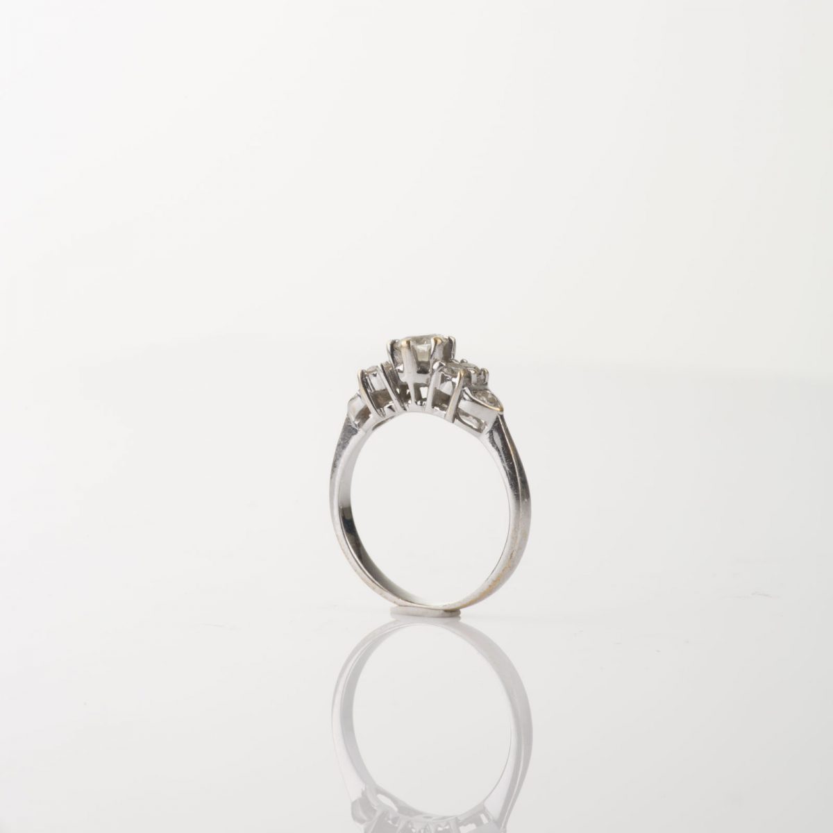 White Gold Diamonds Ring - Image 6