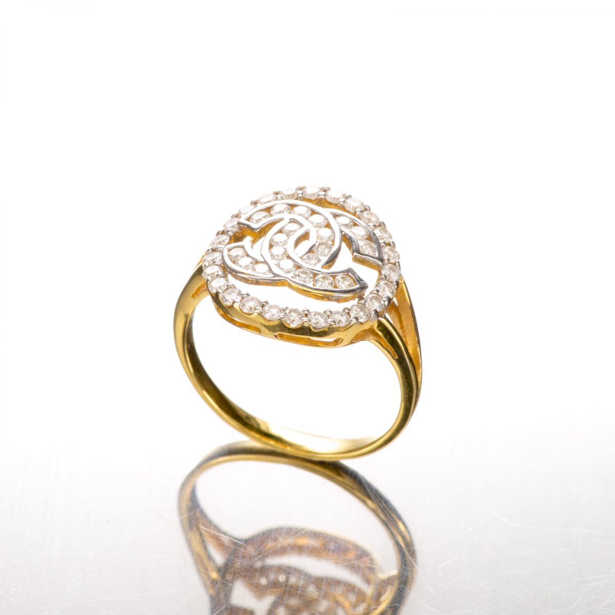 Gold Ring with Diamonds