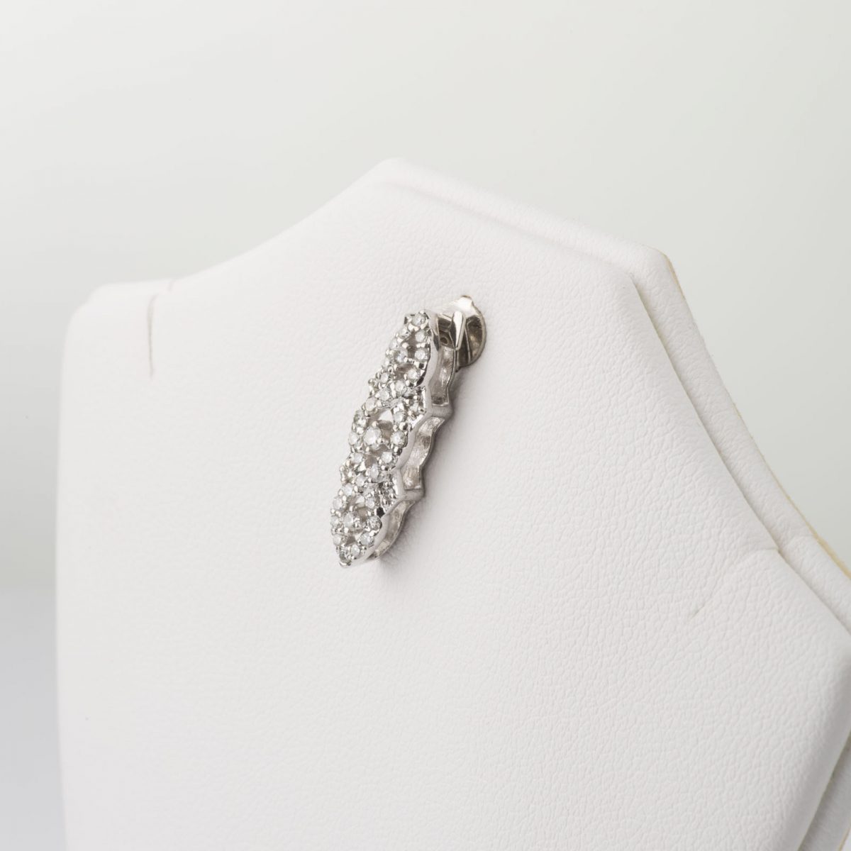 White Gold Pendant - Image 4