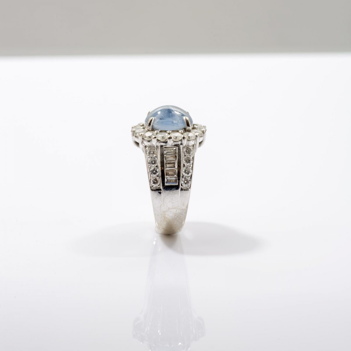 White Gold Diamonds and Sapphire Ring - Image 7