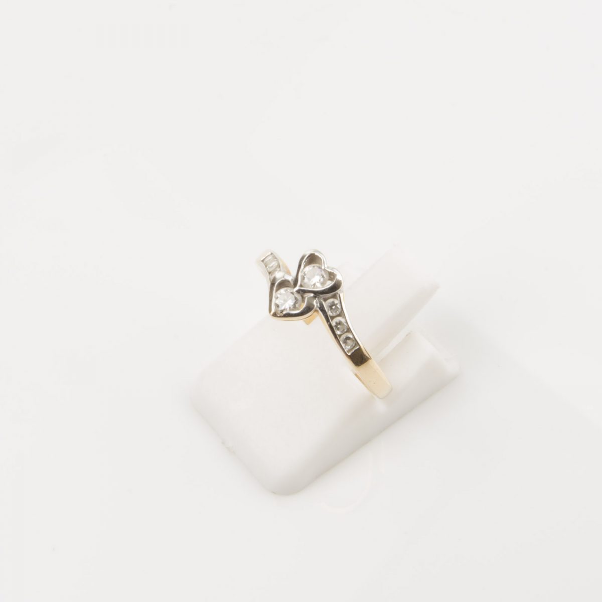 Gold Diamonds Ring