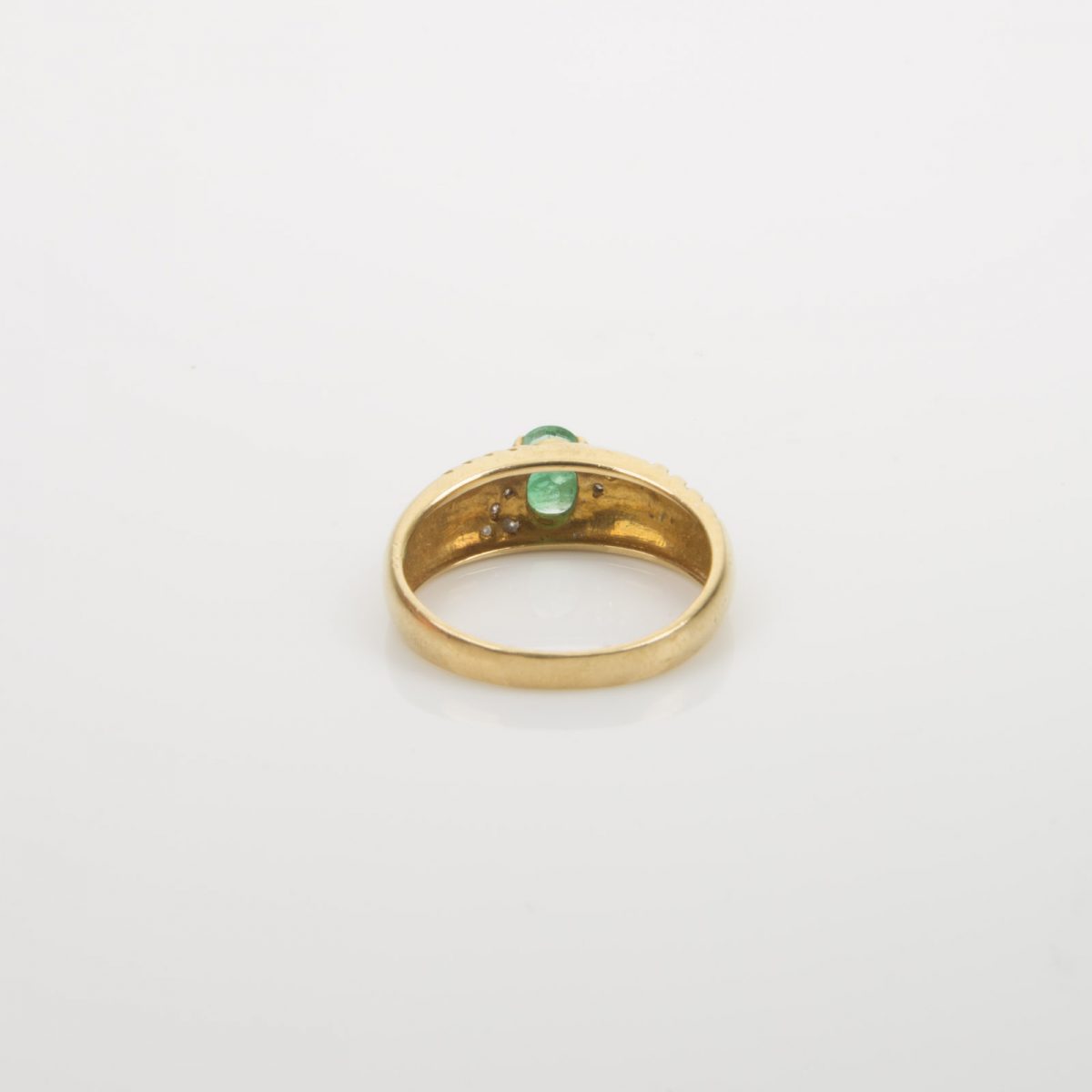 Gold Diamonds Ring with Emerald - Image 3