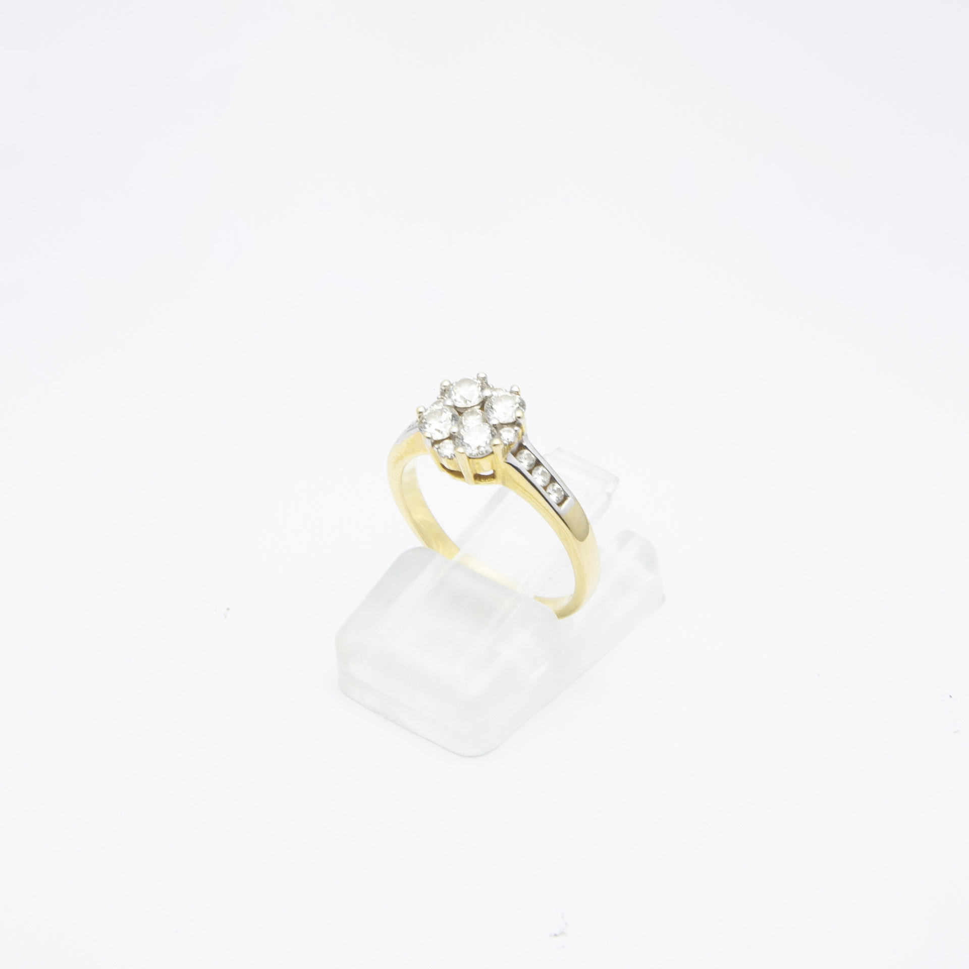 Diamond Cluster Ring