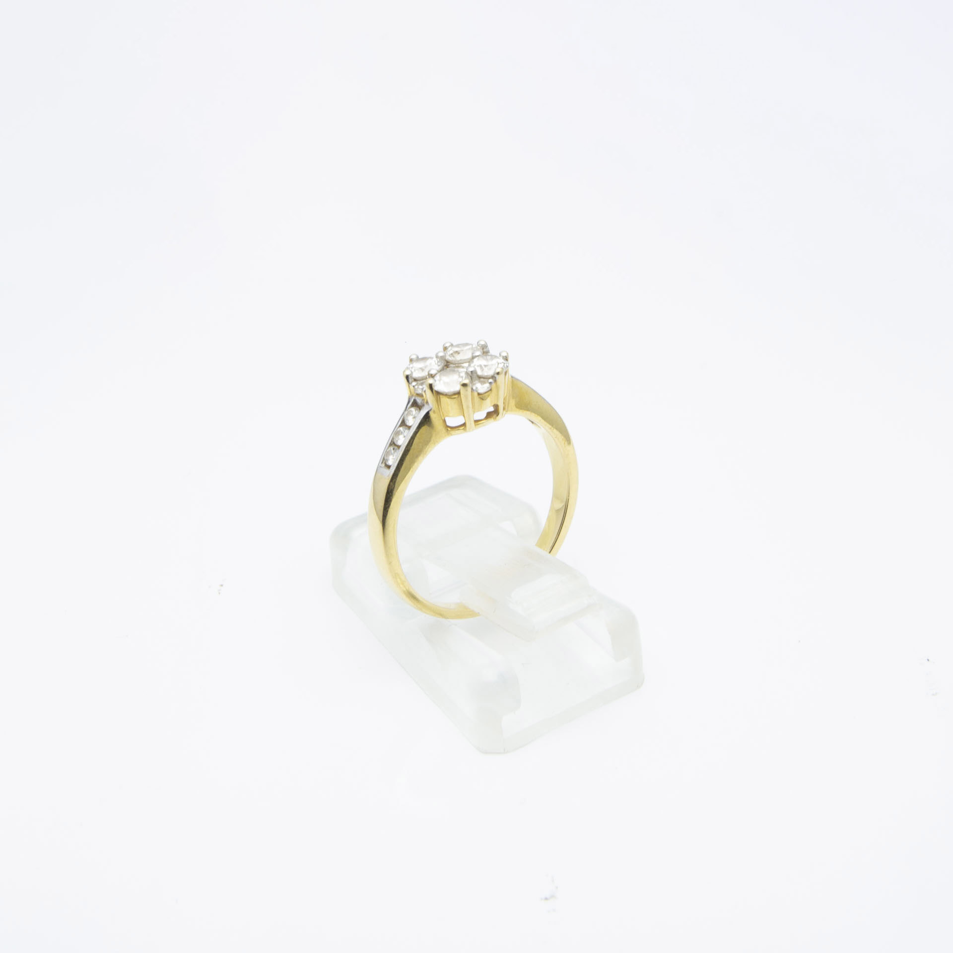 Diamond Cluster Ring - Image 4