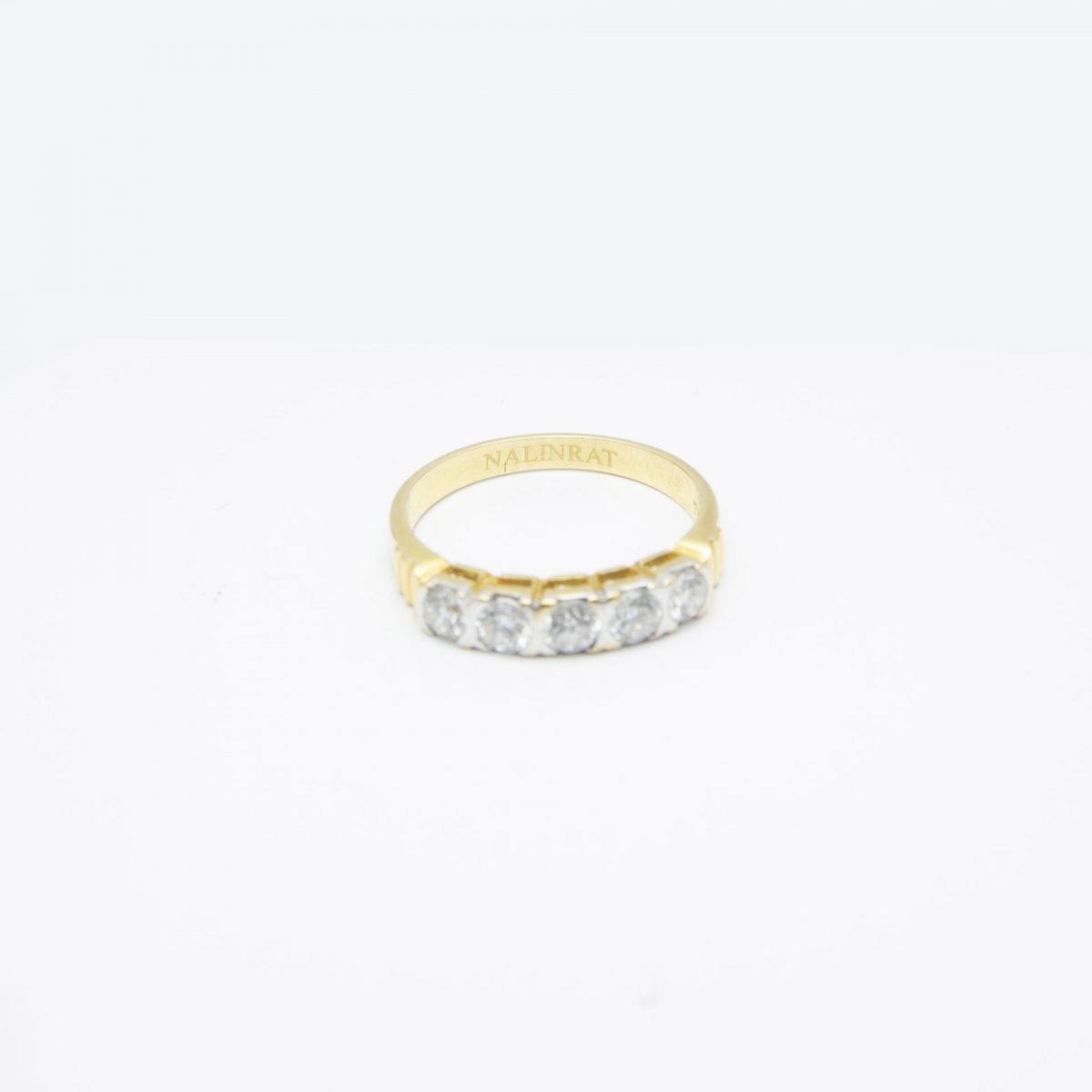 18K Gold Ring with Diamonds - Image 12