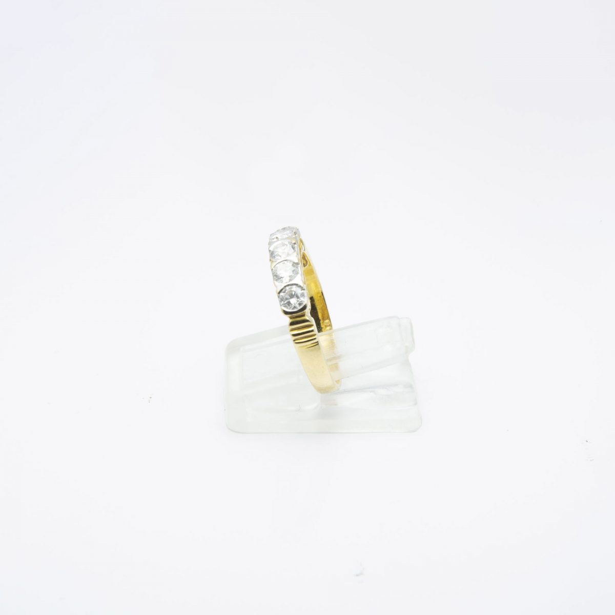 18K Gold Ring with Diamonds - Image 4