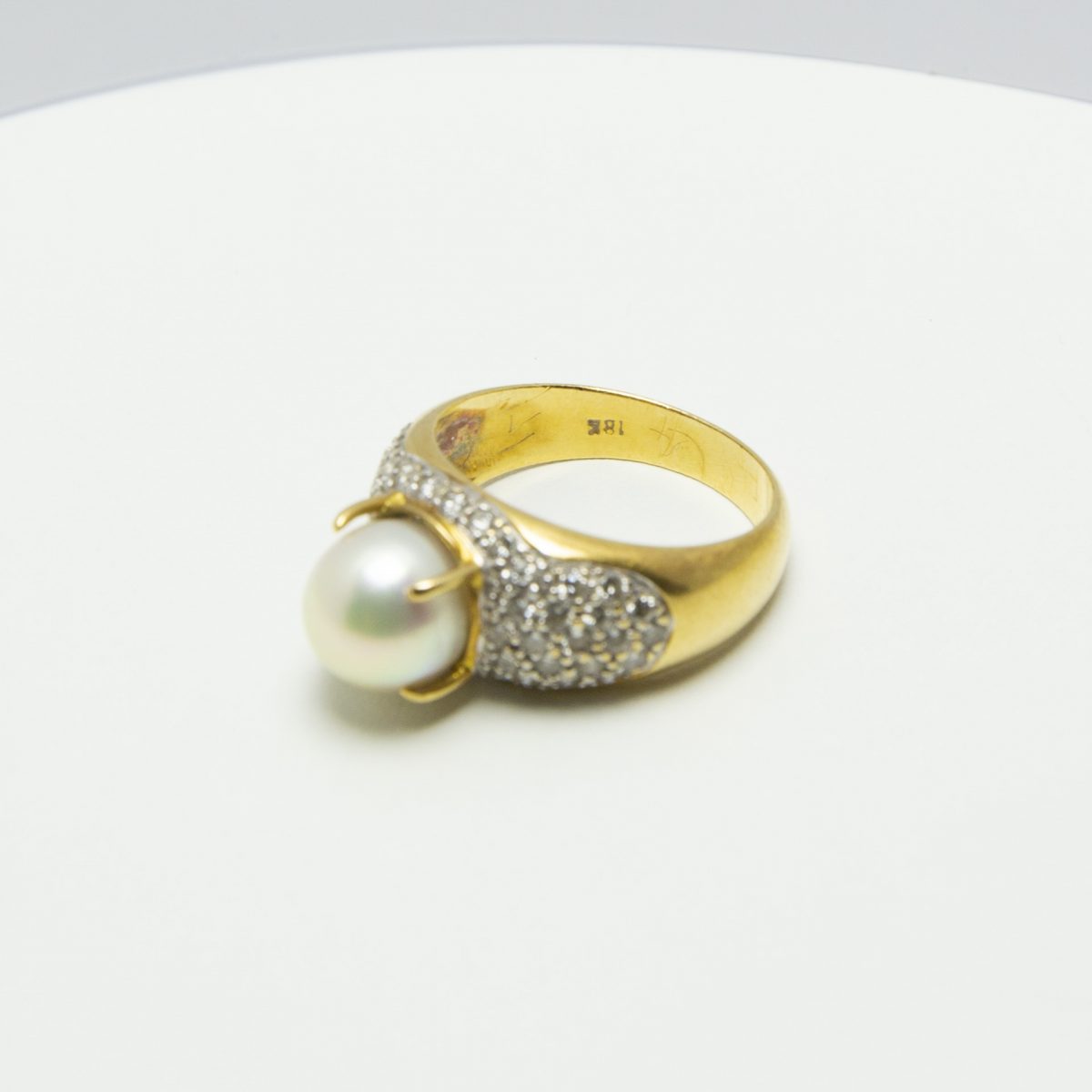 Gold Diamonds Ring with Pearl - Image 11