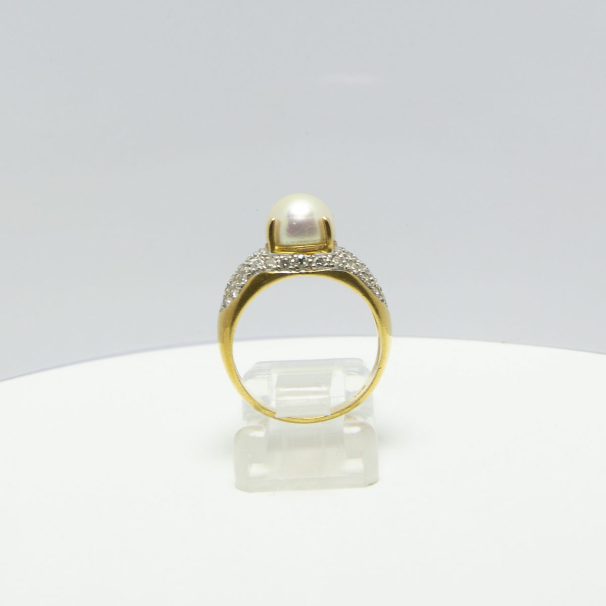 Gold Diamonds Ring with Pearl - Image 4