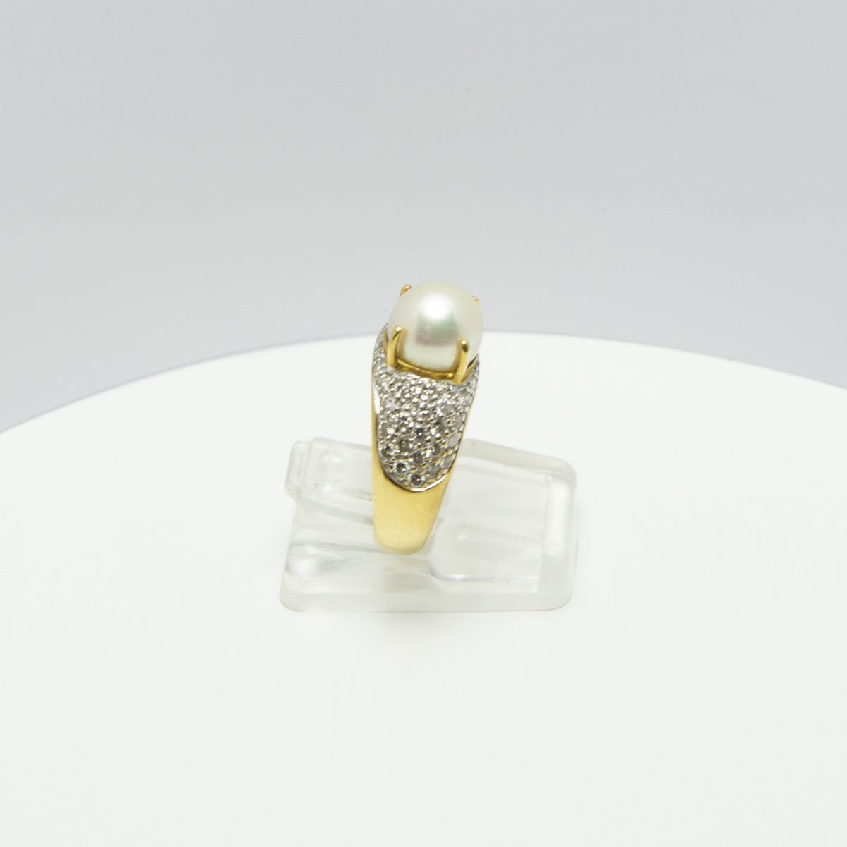 Gold Diamonds Ring with Pearl - Image 6