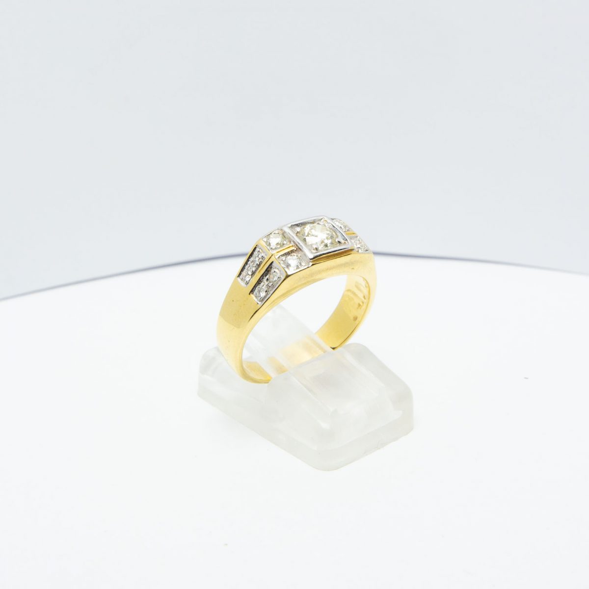 Men's Gold Ring with Diamonds - Image 8