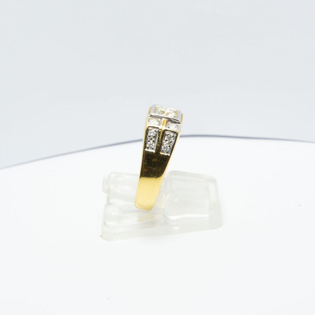 Men's Gold Ring with Diamonds - Image 7