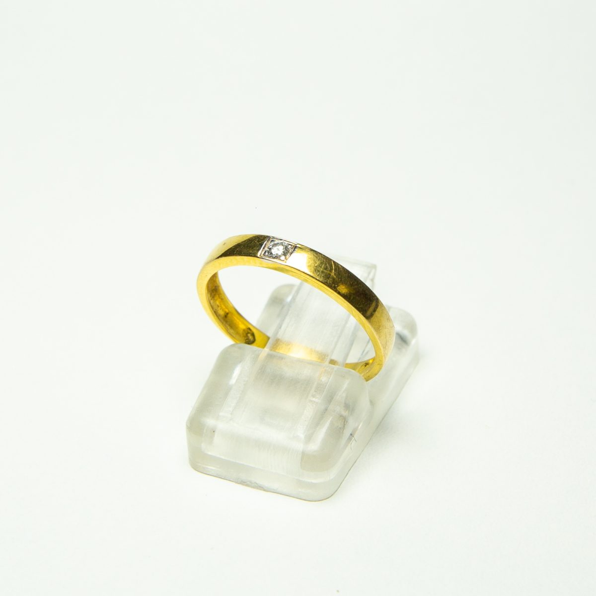 9K Gold Diamonds Ring